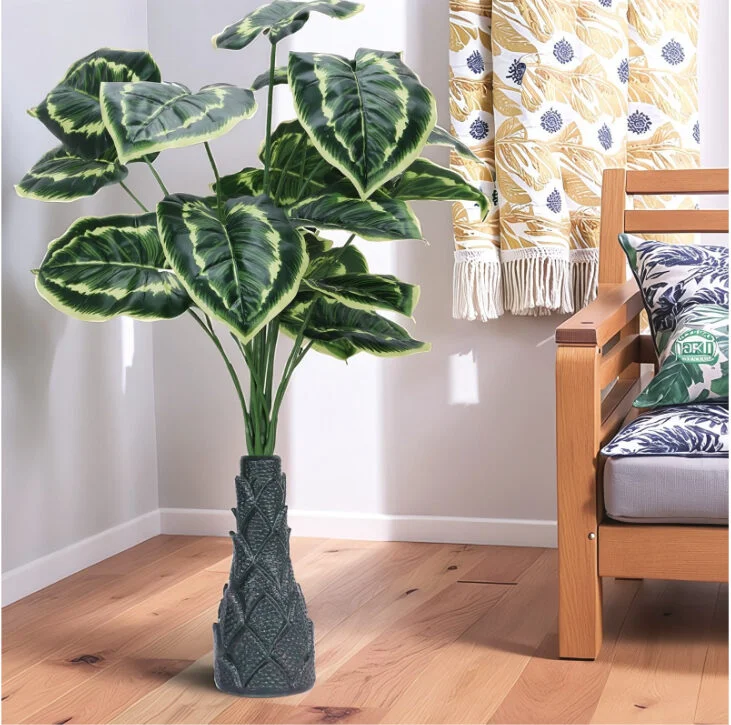 18 Leaf Money Plant 3 with Floor Standing Green Base